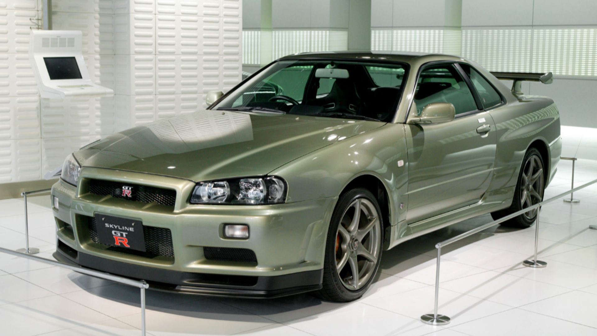 File:Nissan Skyline R34 GT-R Nür 001.jpg