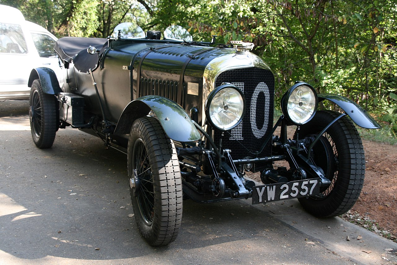 Front view of Bentley 4½ Litre