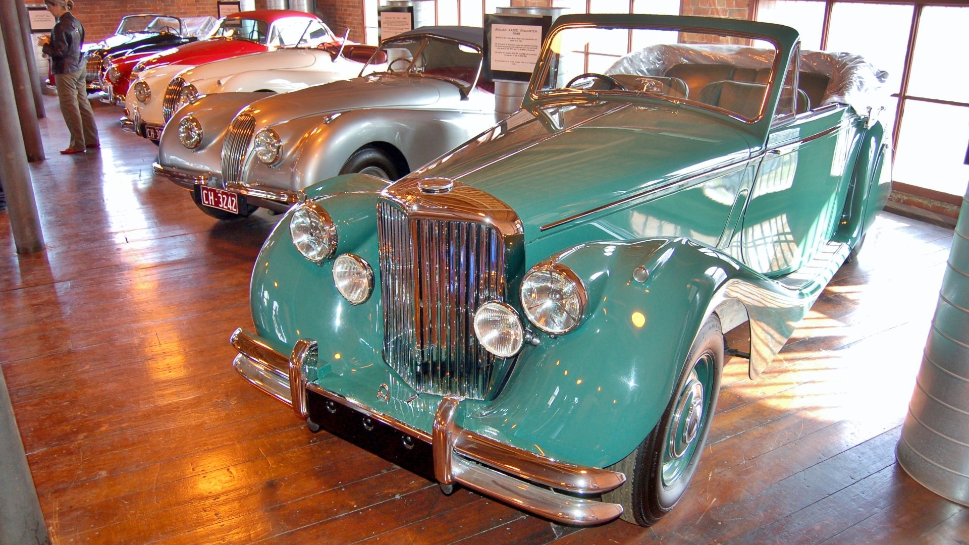 File:Fox Classic Car Collection, 2008 (07).JPG