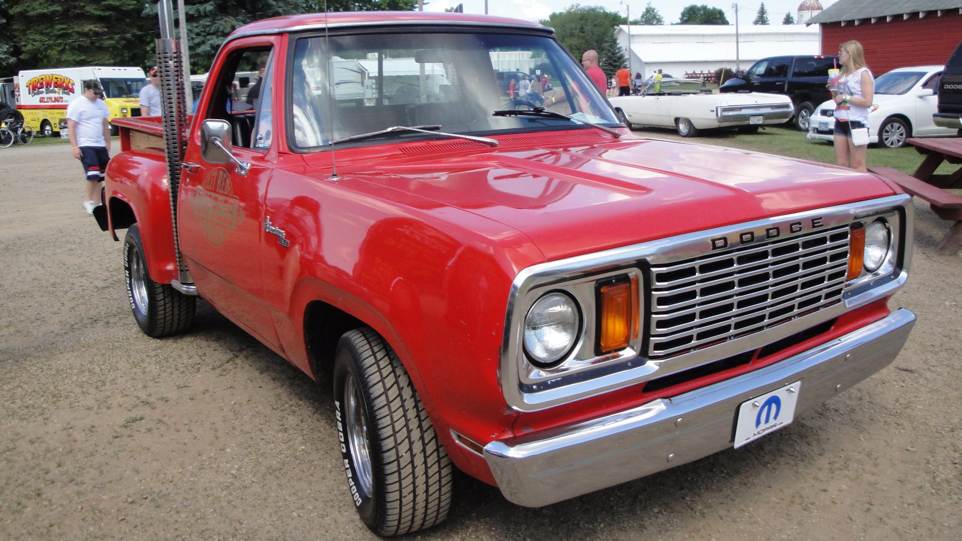 File:78 Dodge Lil' Red Express Pick-Up (7324784590).jpg