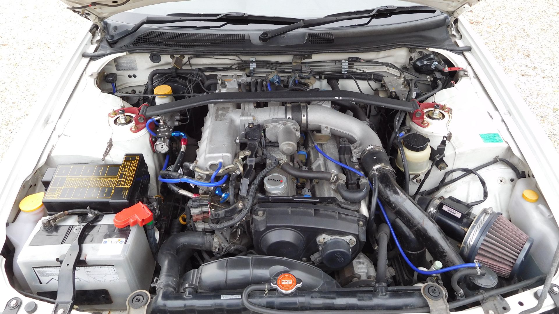 File:Nissan Skyline R34, engine 1.jpg