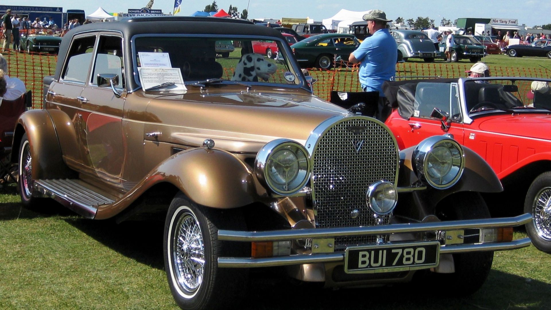 File:Panther de Viille V12 1982.JPG