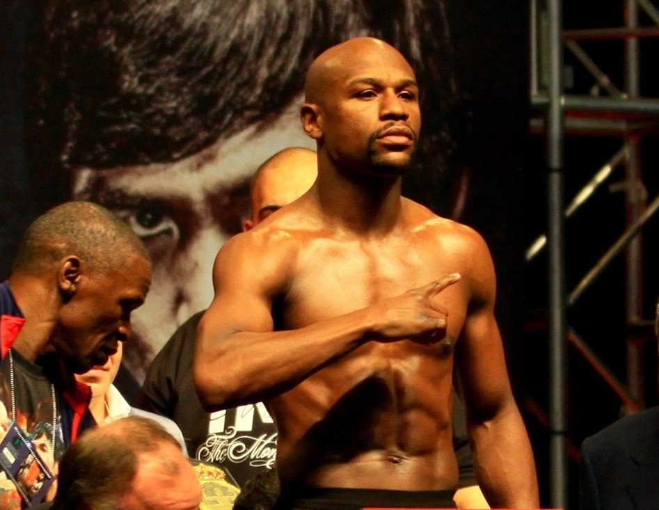 Floyd Mayweather Jr Weigh-In