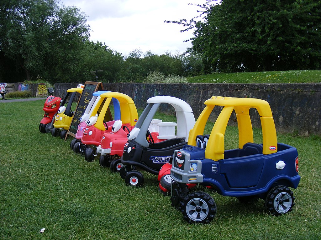 Little Tykes Cozy Coupe cars