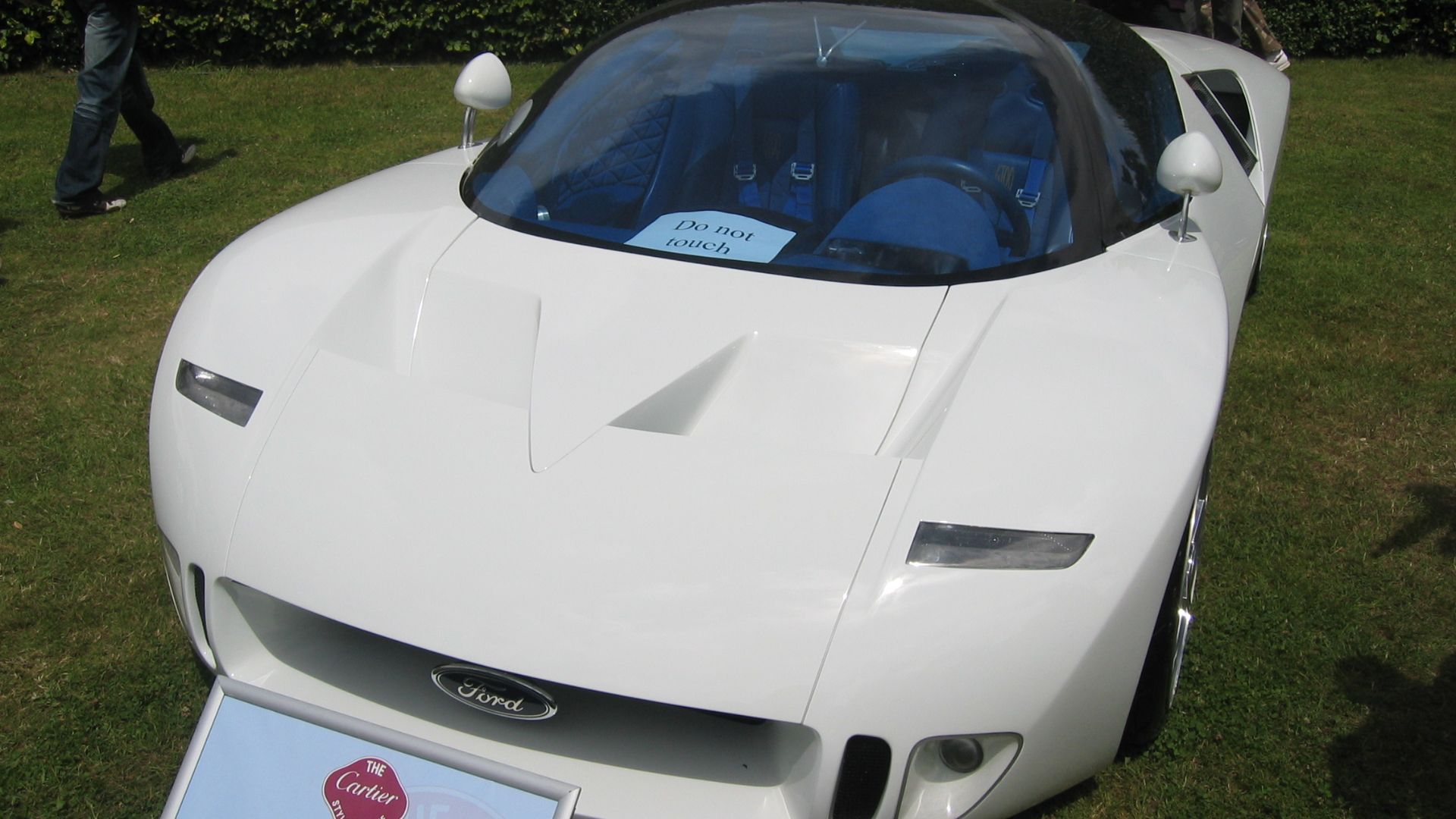 File:Ford GT90 Front.jpg