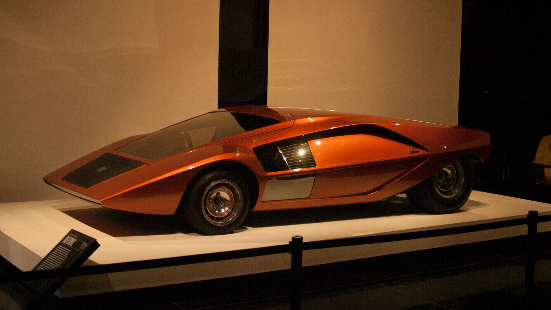 File:Lancia Stratos Zero (7522590296).jpg