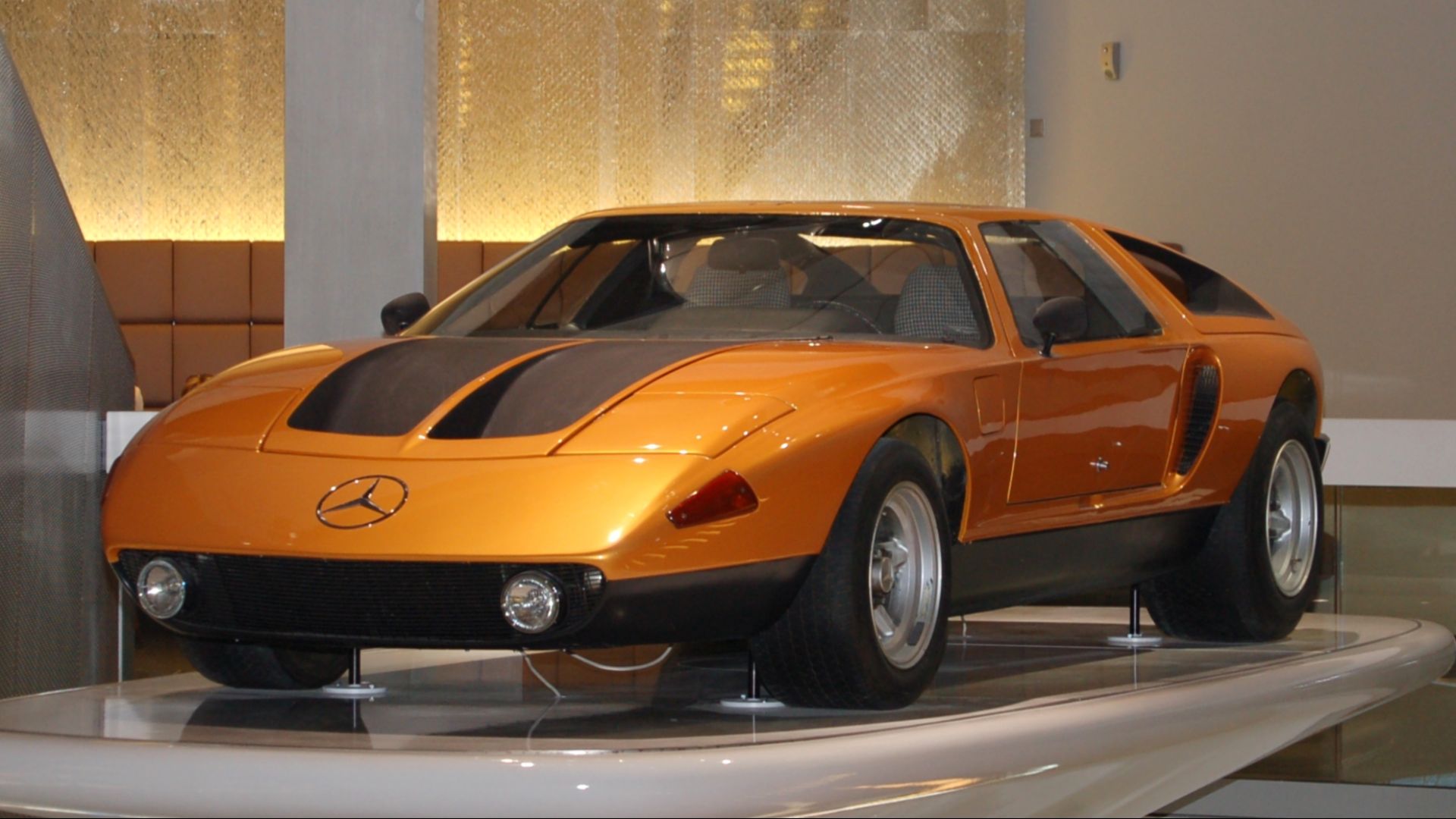 File:Mercedes-Benz C111.jpg