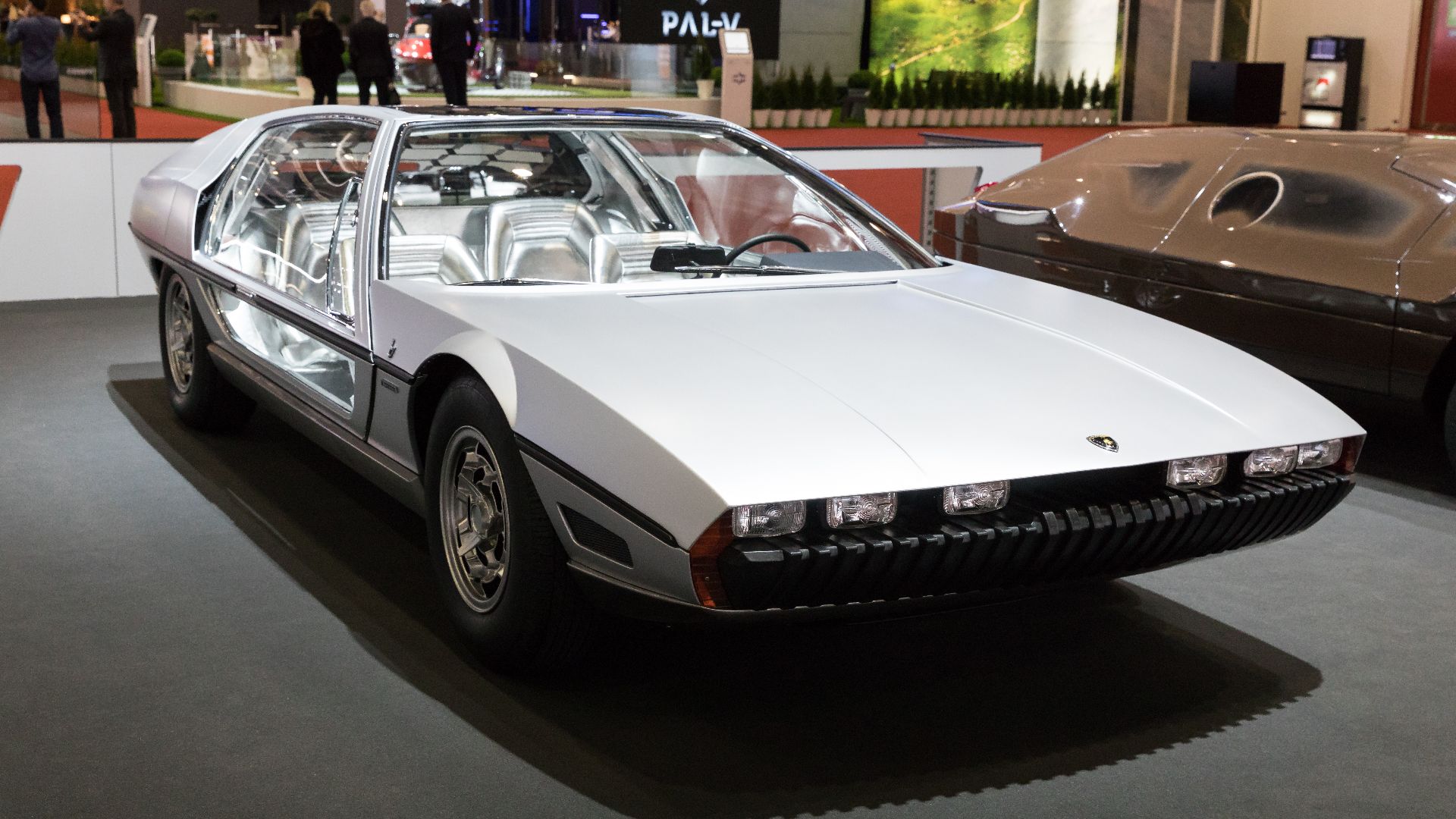 File:Lamborghini Marzal, GIMS 2018, Le Grand-Saconnex (1X7A1407).jpg