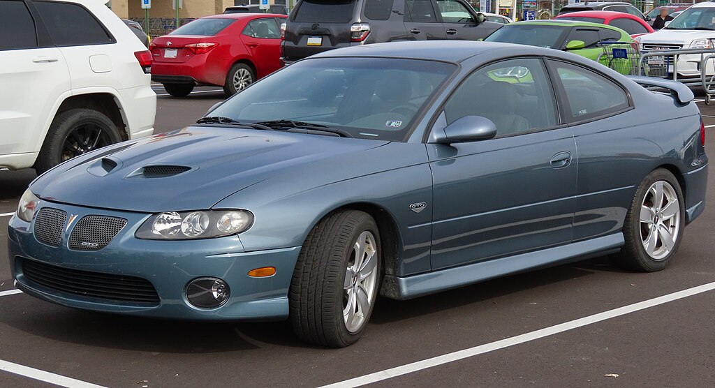 2005 Pontiac Gto, Front Left View