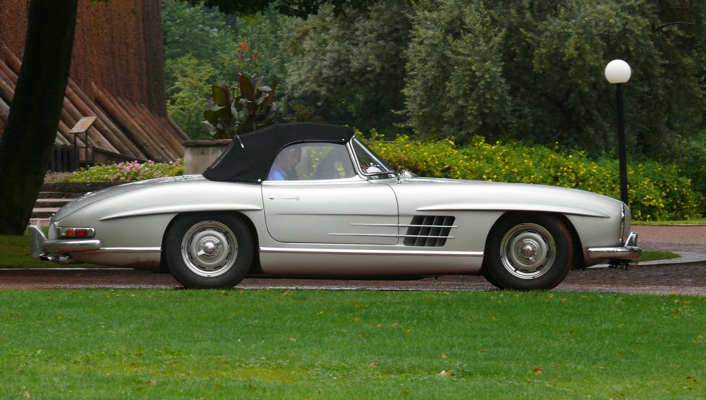 Mercedes-Benz 300 SL Roadster