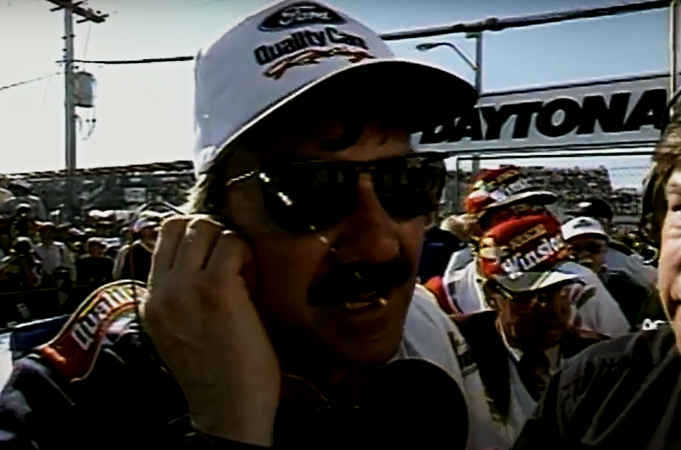 Screenshot of the You Tube video 1996 Daytona 500