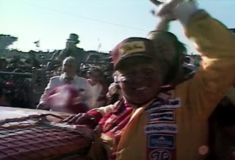 Screenshot of the video 1977 Daytona 500 from Daytona International Speedway