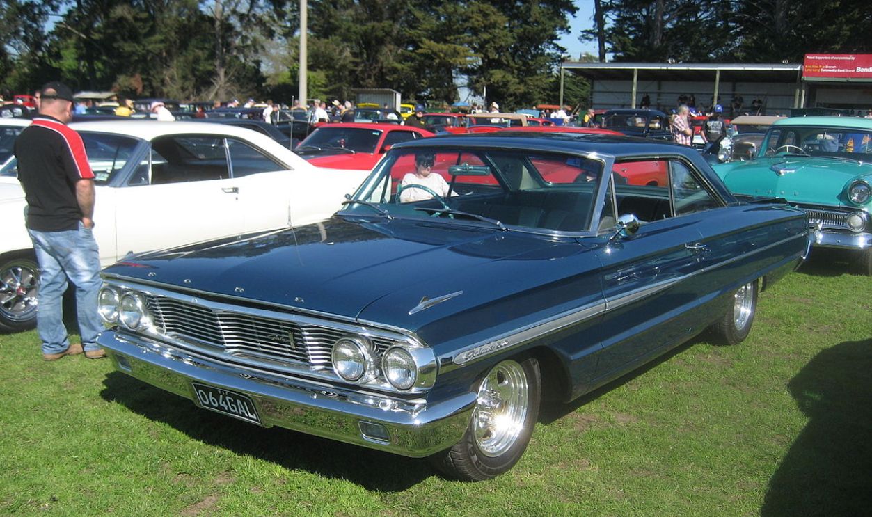 Ford Galaxie 500 