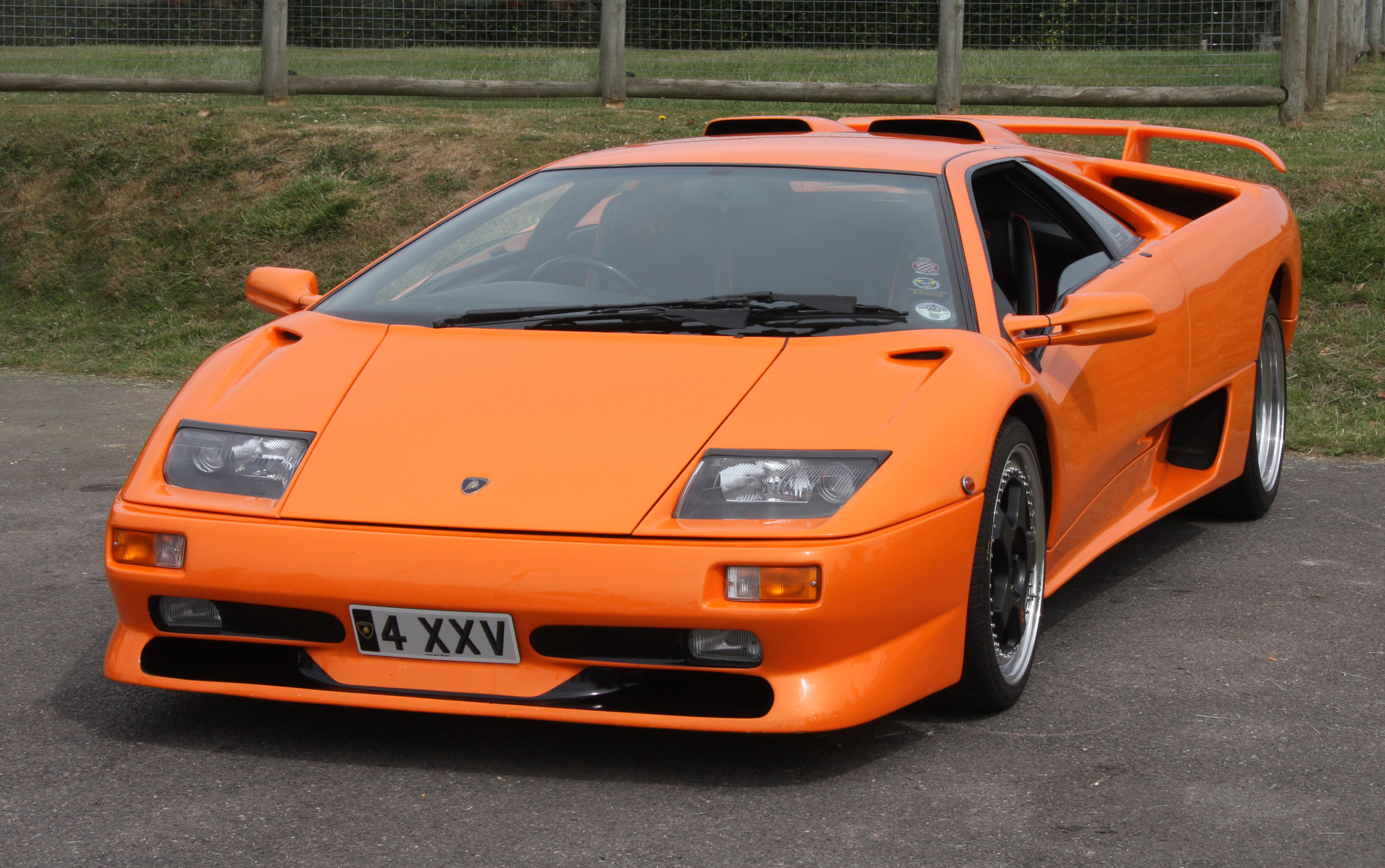 Lamborghini Diablo SV