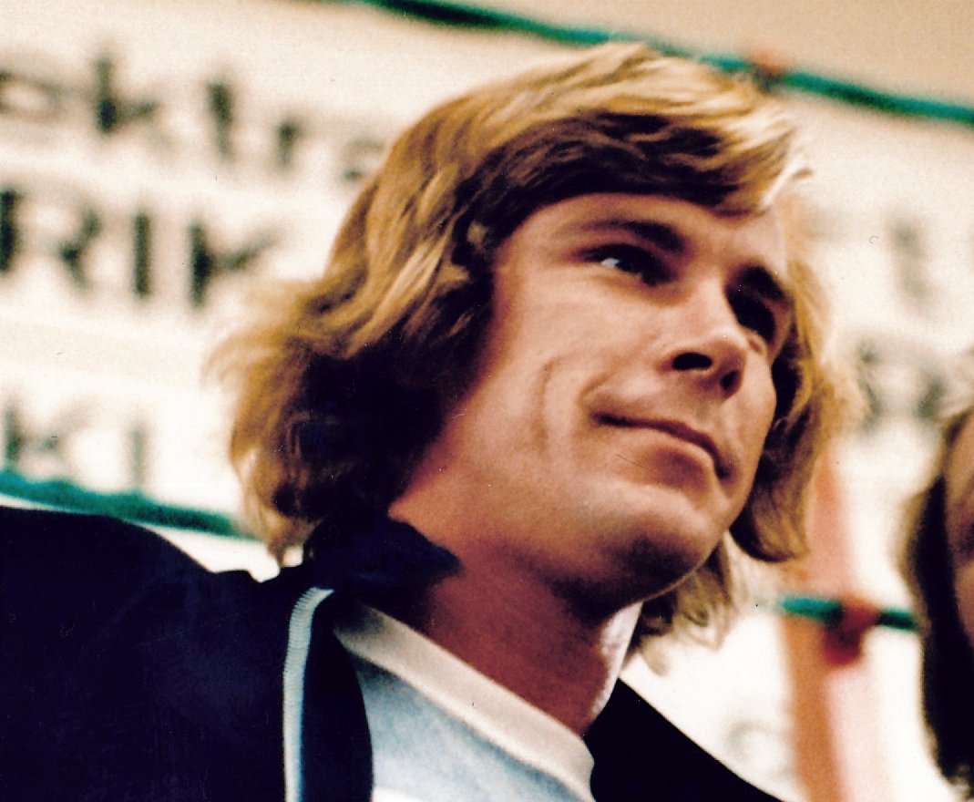 F1 driver J. Hunt In 1977