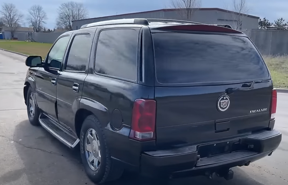 Screenshot of the You Tube video Shaquille O'Neal's AMAZING $400 Million Car Collection Revealed!