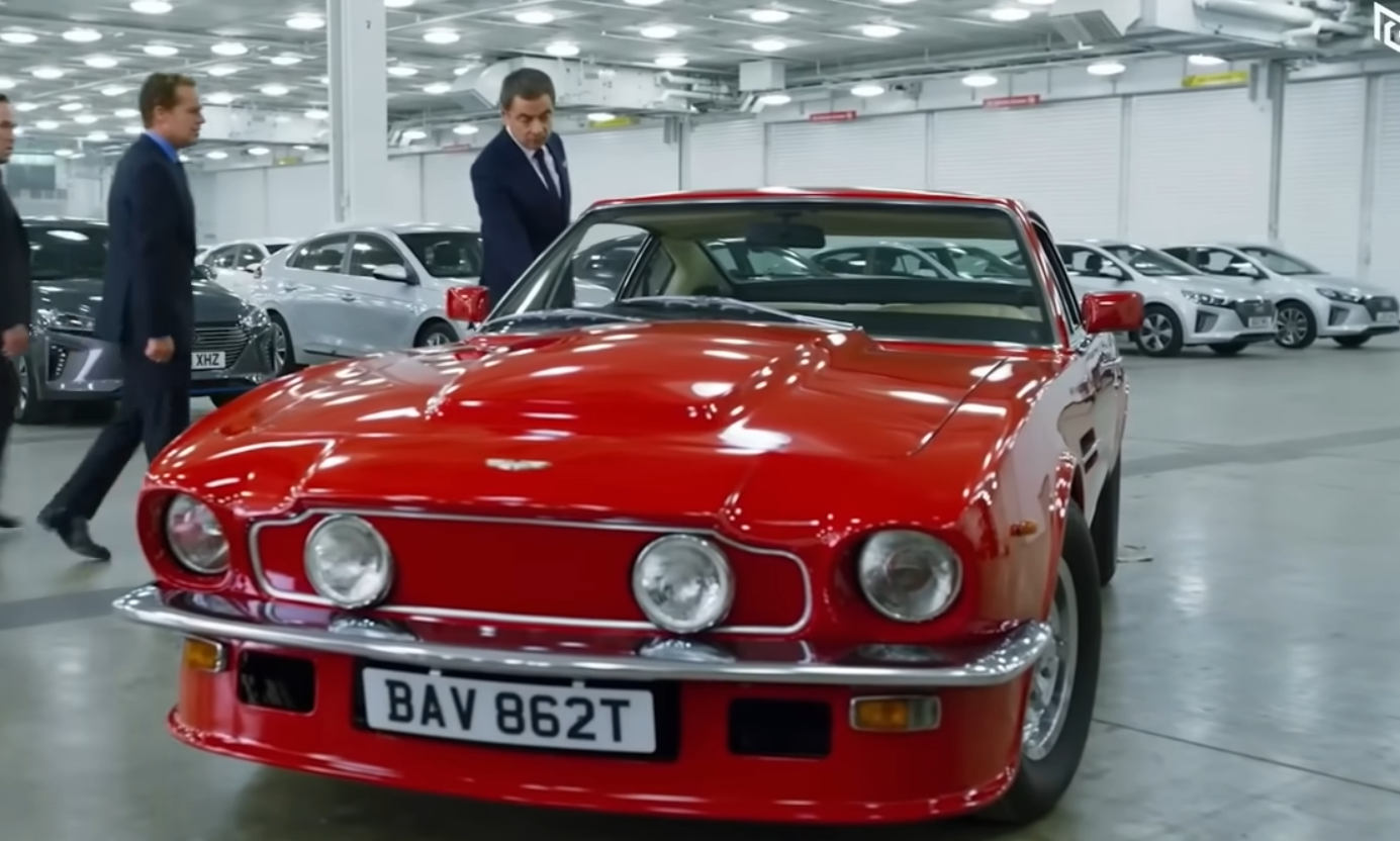 Aston Martin V8 Vantage (1977)