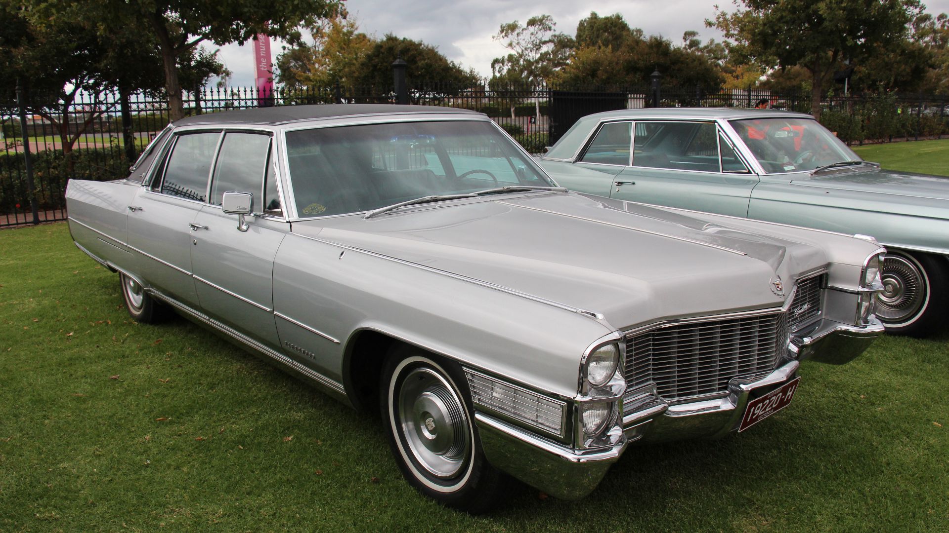 File:1965 Cadillac Series 75 Fleetwood Sedan (26795423306).jpg