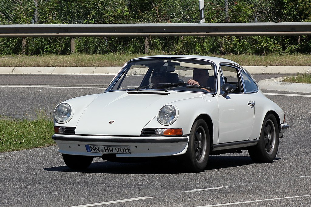 Porsche 911 T spot on the road