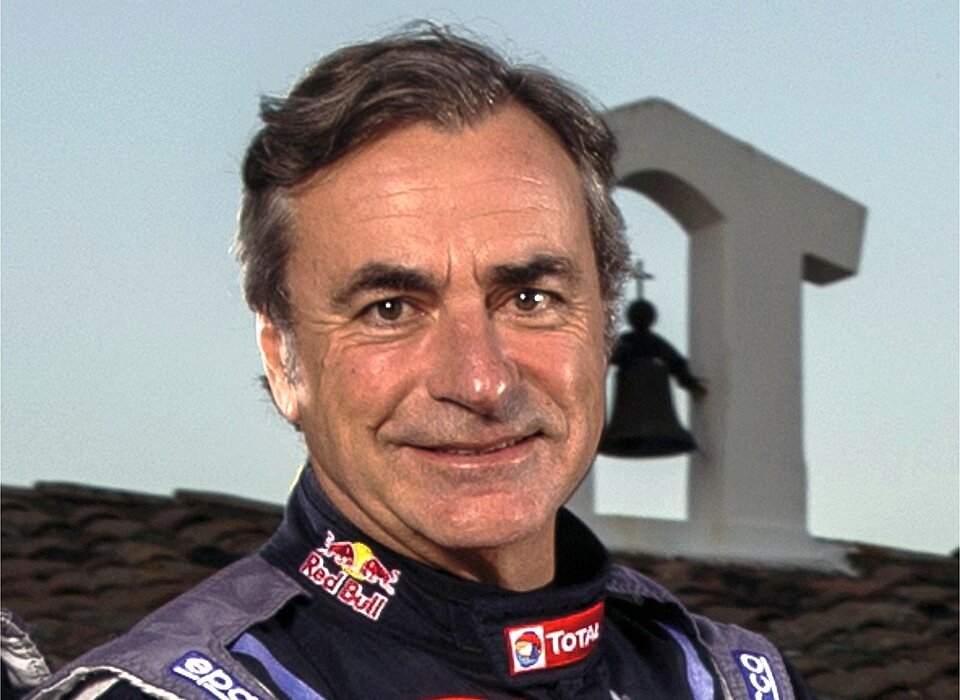 Carlos Sainz with the Peugeot Dakar Rally team