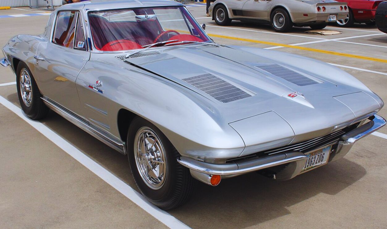 1963 Chevrolet Corvette C2 Sting Ray Z06
