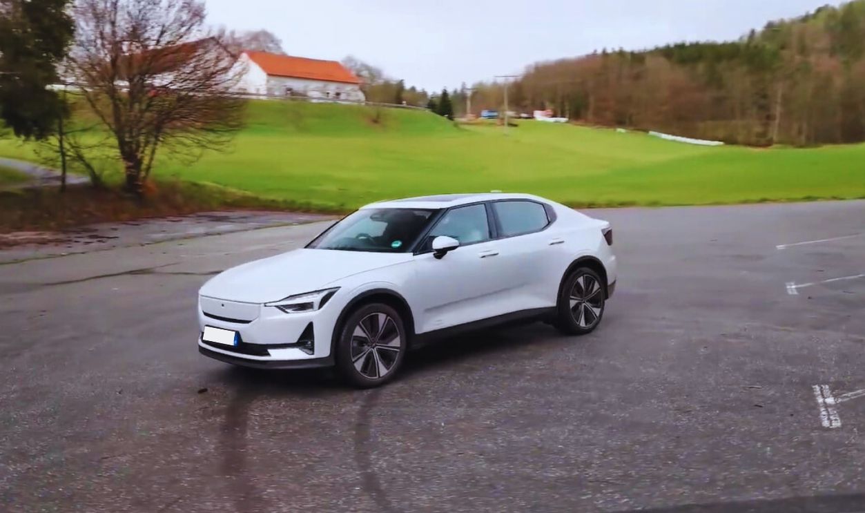 2025 Polestar 2