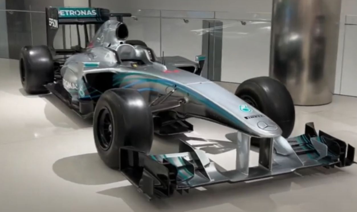 F1 Mercedes AMG Petronas Car