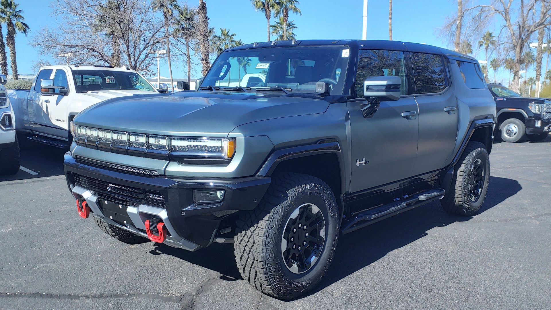 File:24 GMC Hummer EV Edition 1 SUV.jpg