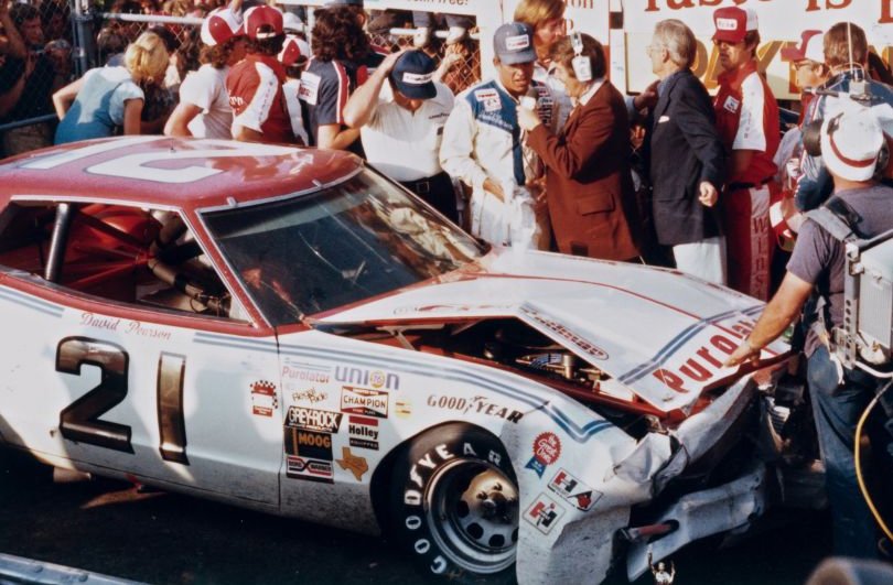 David Pearson explains in victory lane how he managed to get his thoroughly crashed Mercury across the finish line to win the 1976 Daytona 500
