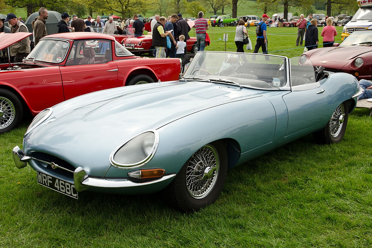 1965 Jaguar E-Type Series 1 4.2 Roadster
