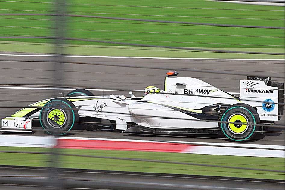 Jenson Button driving for Brawn GP at the 2009 Bahrain Grand Prix