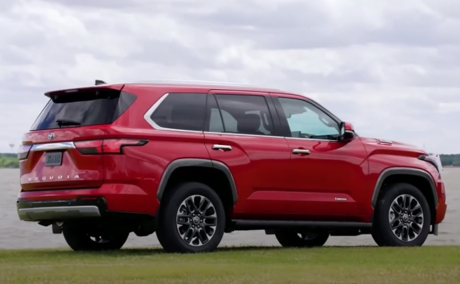 Screenshot of the video Taylor Swift's Car Collection is Insane