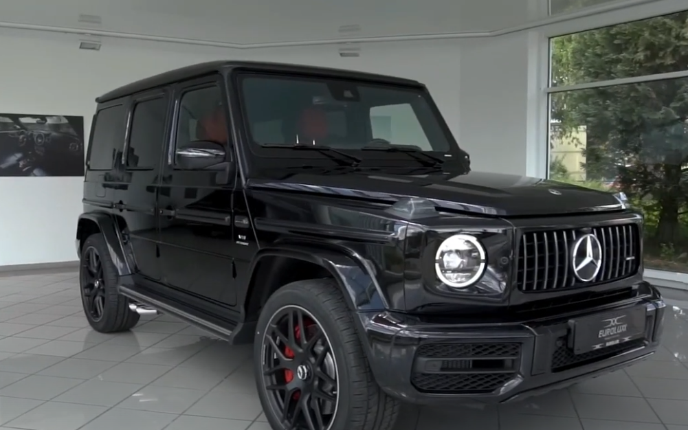 Screenshot of the video Taylor Swift's Car Collection is Insane