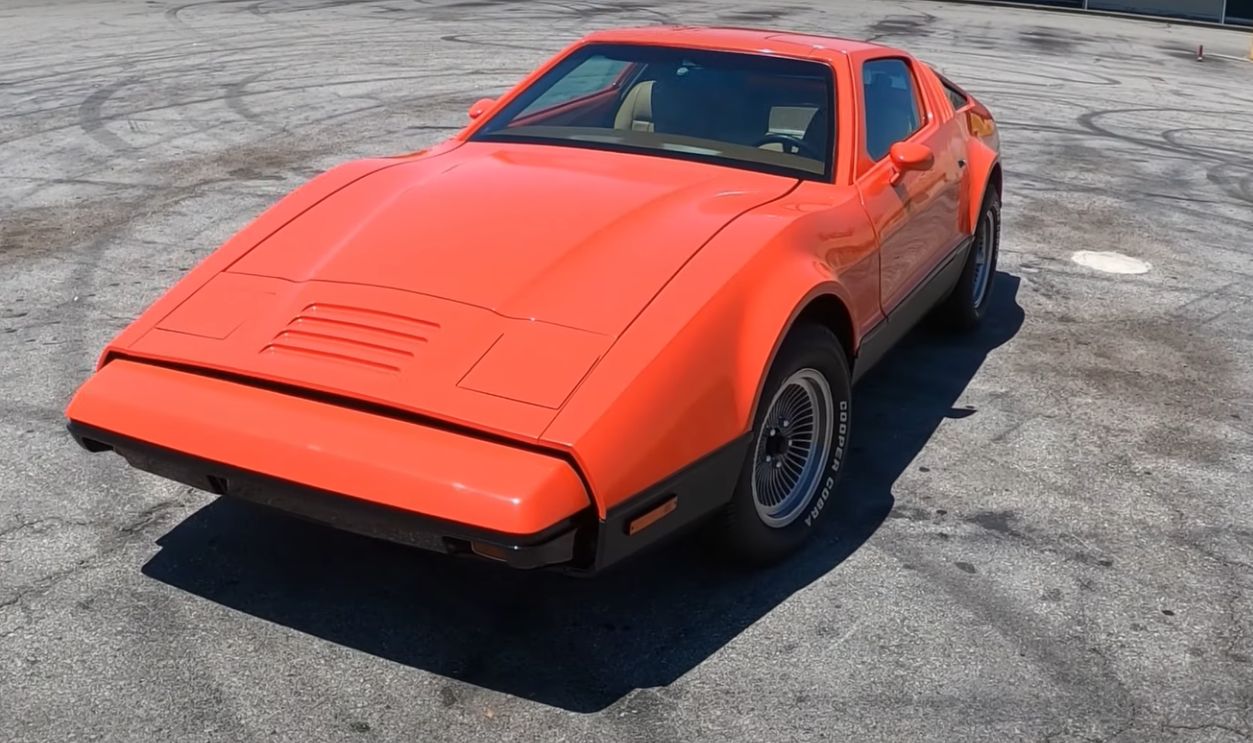 Here's What It's Like Driving A Car With Gullwing Doors? | Bricklin SV1