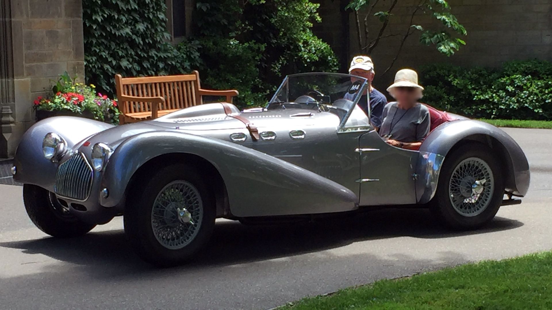 File:1950 Allard J2, Eyes on Design show (side).jpg