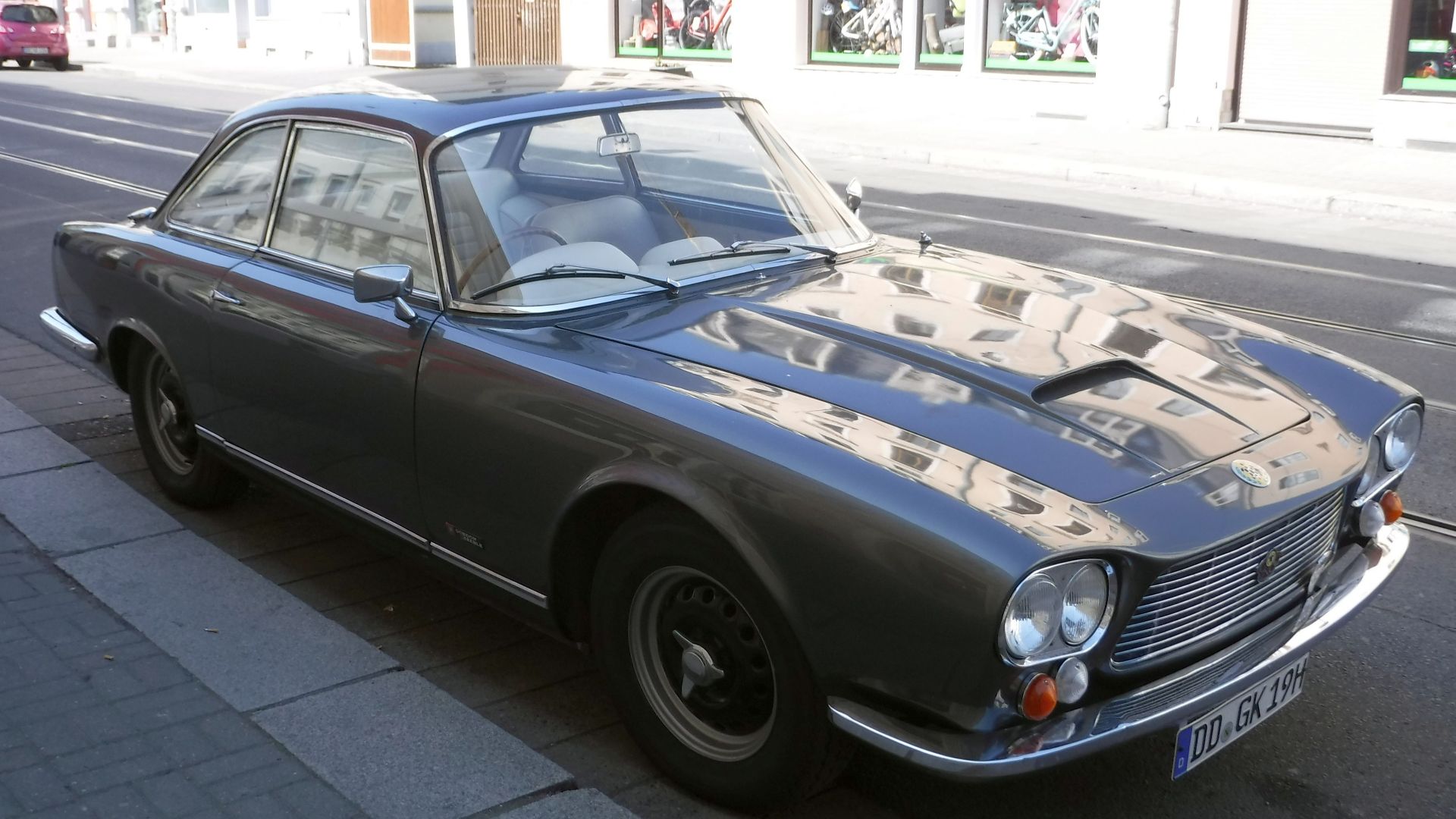 File:Gordon-Keeble 01.jpg