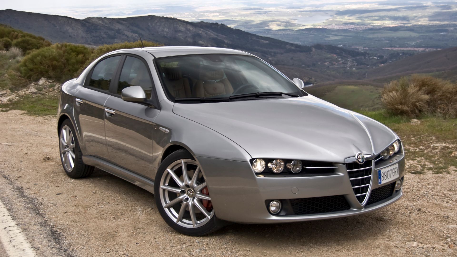 File:Alfa 159 grey.jpg