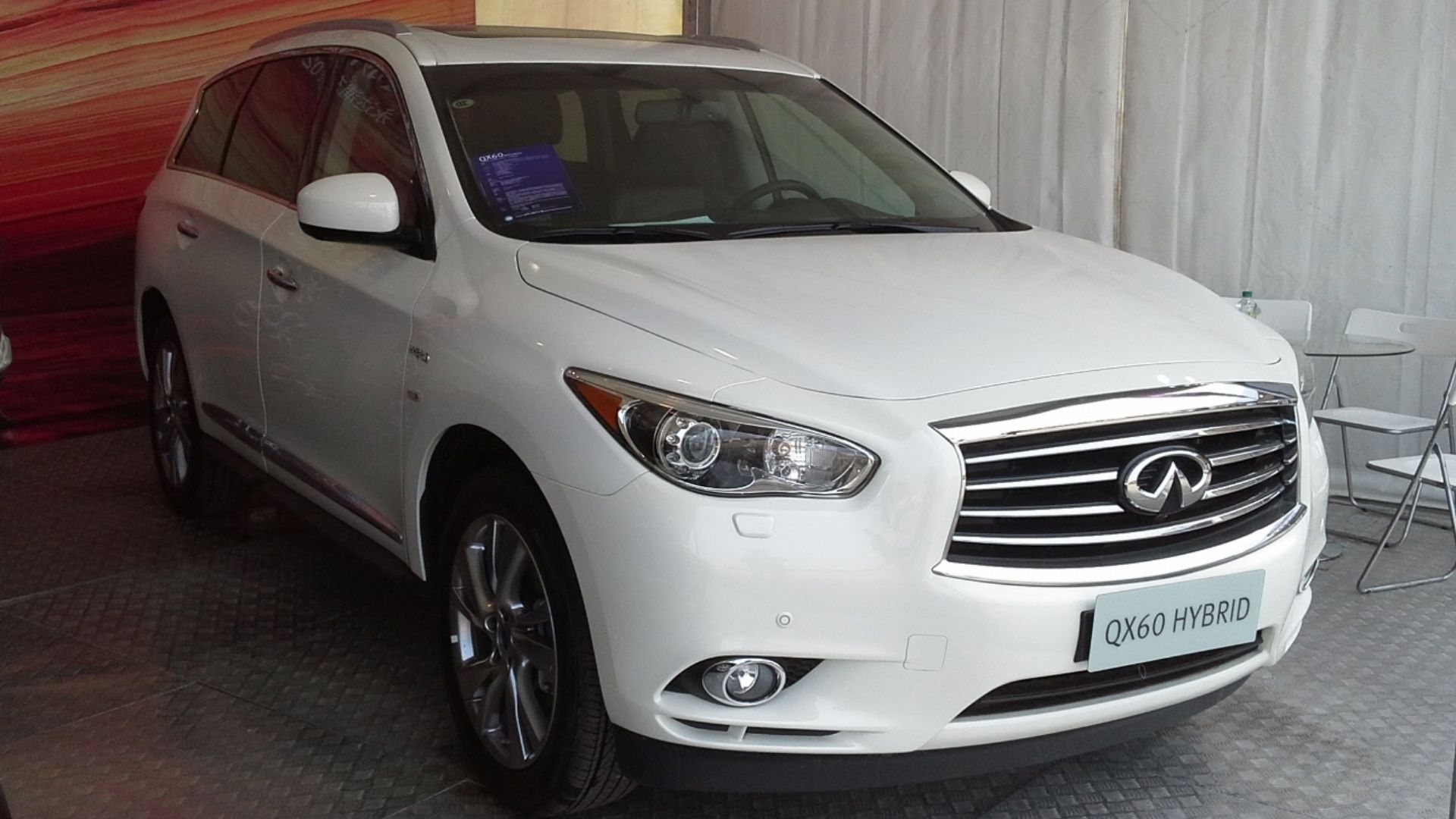 File:Infiniti QX60 Hybrid 01 China 2015-04-12.jpg