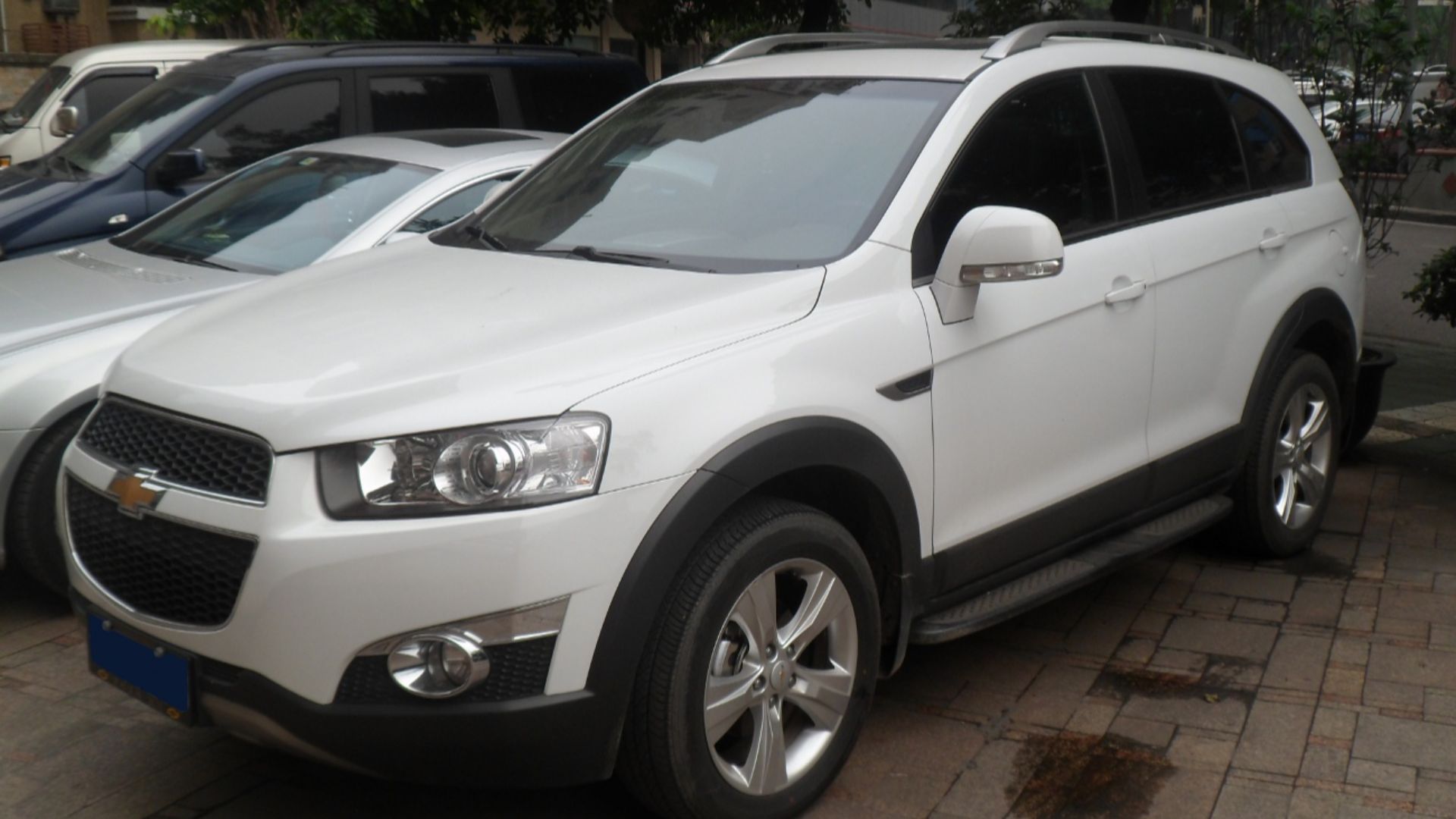 File:Chevrolet Captiva facelift China 2012-06-07.JPG