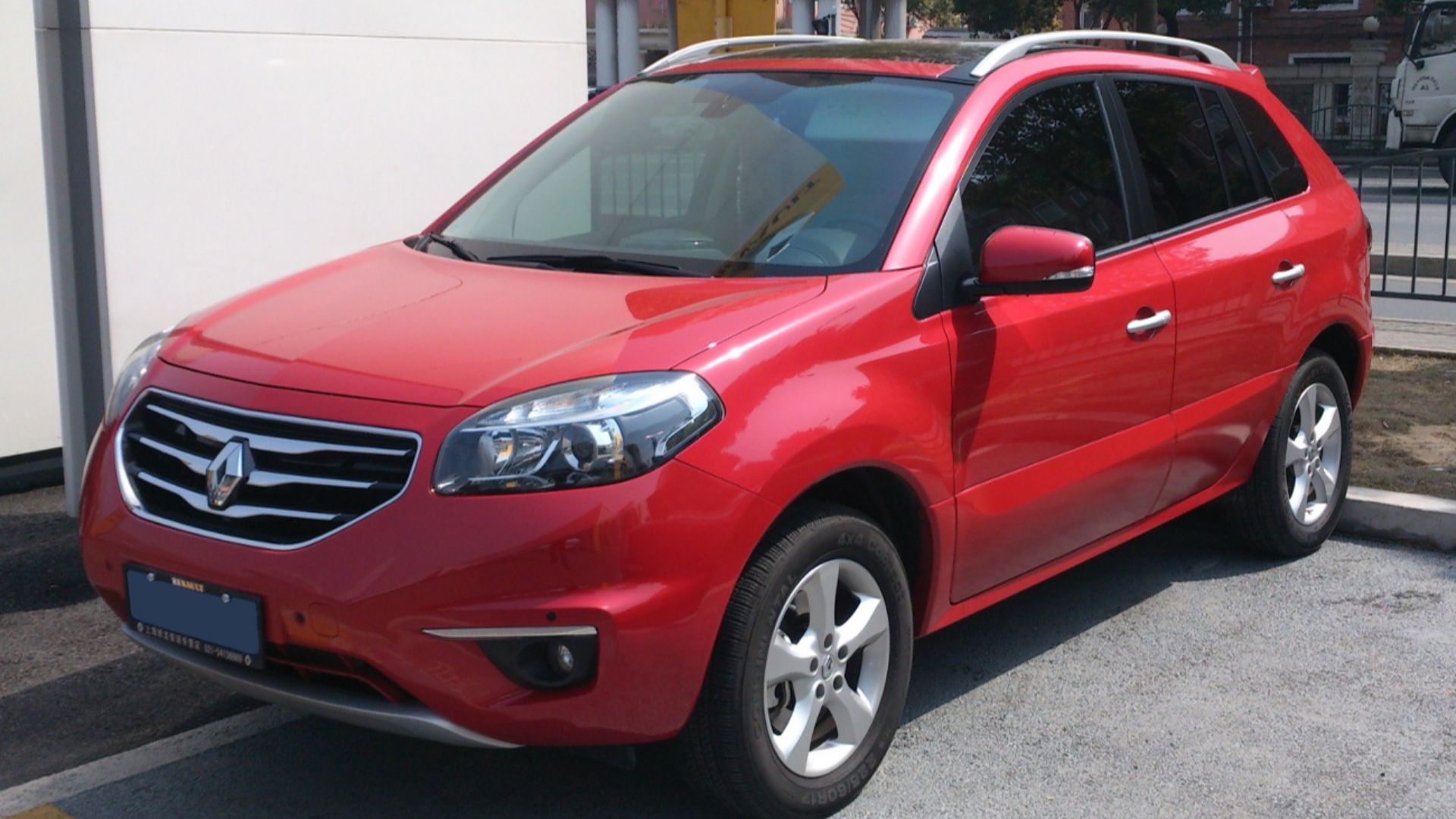 File:Renault Koleos facelift China 2013-03-04.jpg