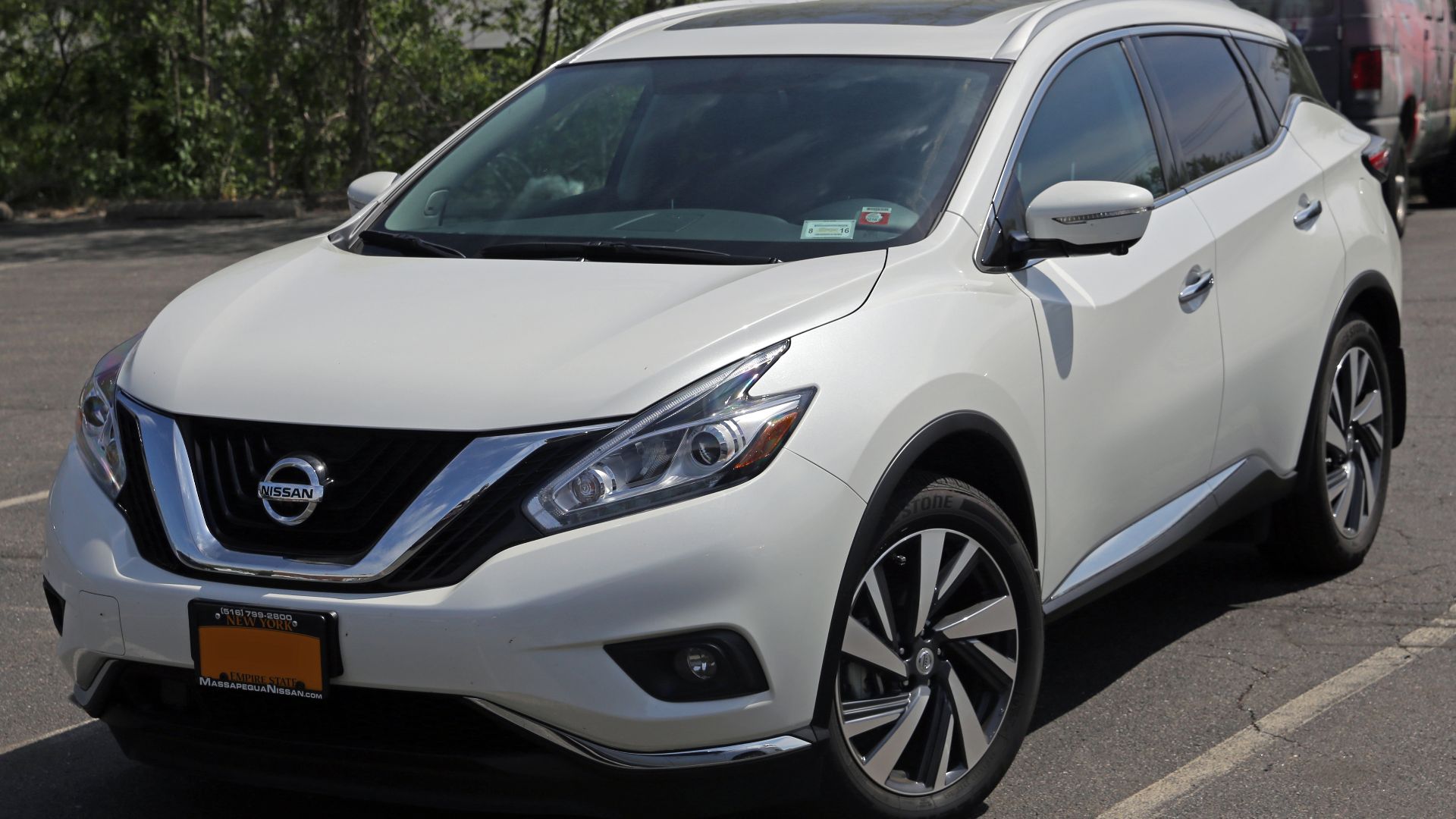 File:2015 Nissan Murano SV AWD, front left.jpg