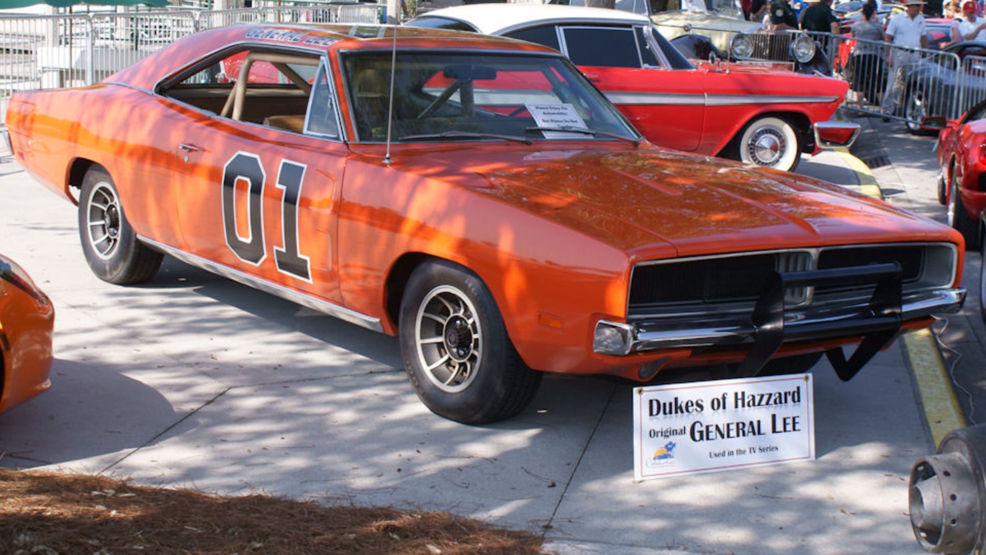 File:Dodge Charger 1969 General Lee RSideFront CECF 9April2011 (14620984703).jpg