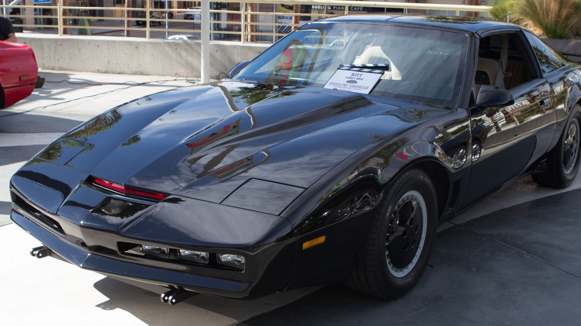 File:LBCC 2013 - Knight Industries 2000 (11028189583).jpg