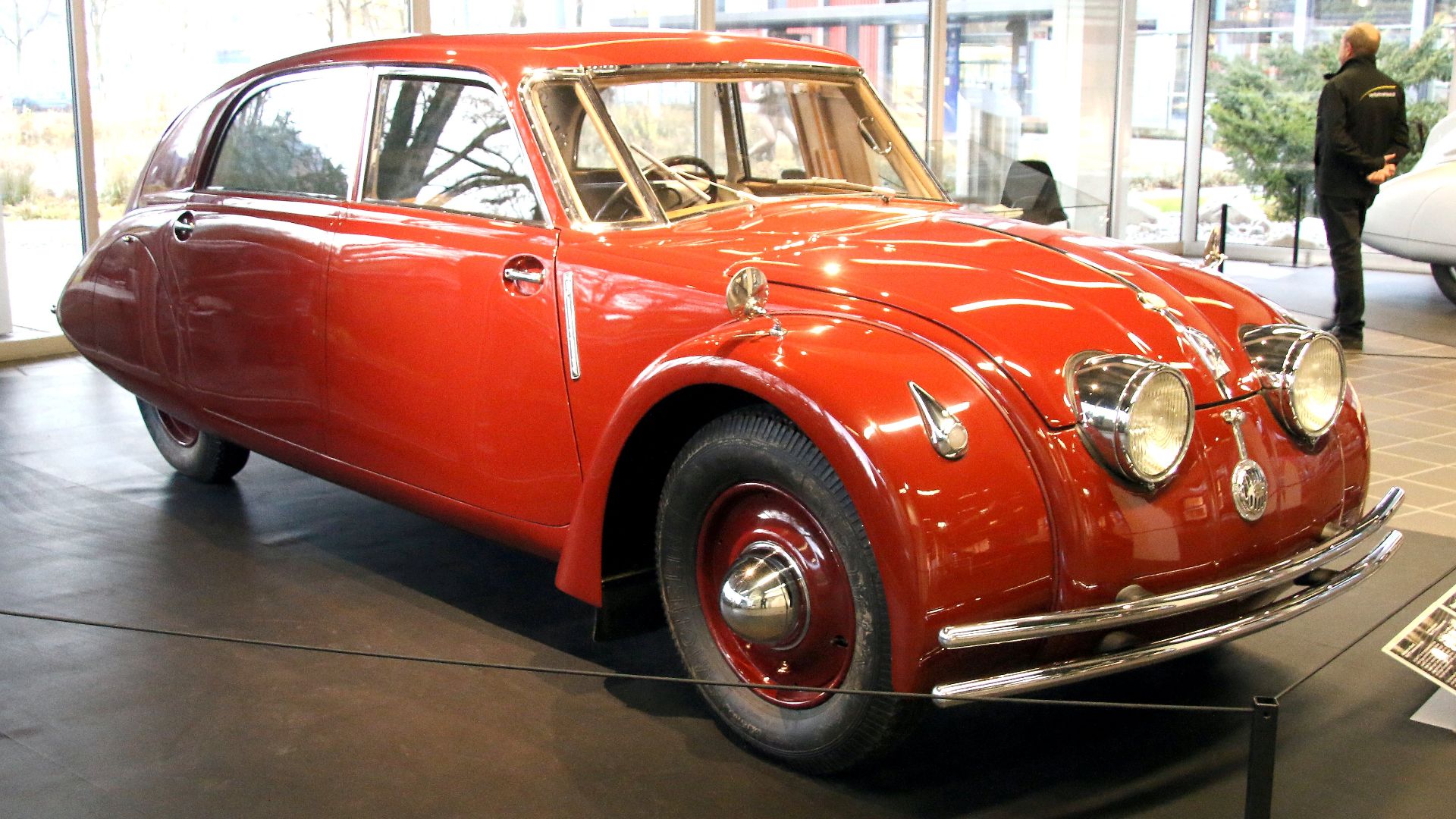 File:1934 Tatra T77.jpg