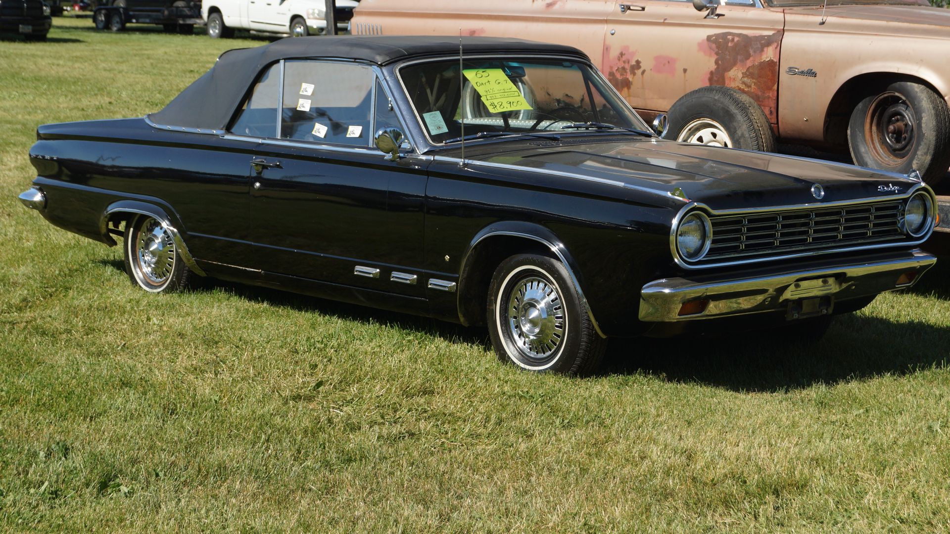 File:1965 Dodge Dart GT Convertible (35167476365).jpg