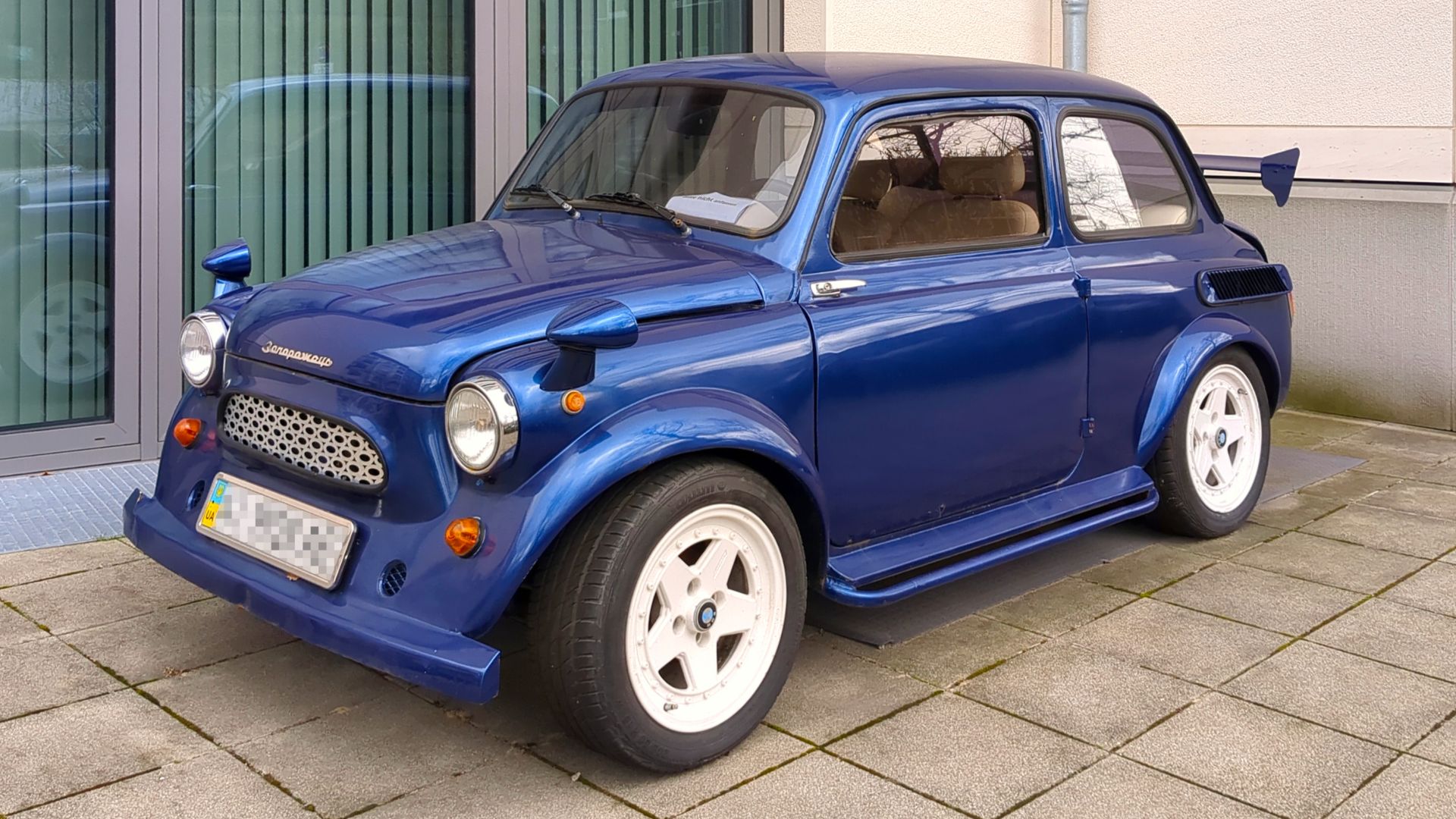 File:Auto ZAZ-965 (Zaporozhets) Berlin 01.jpg