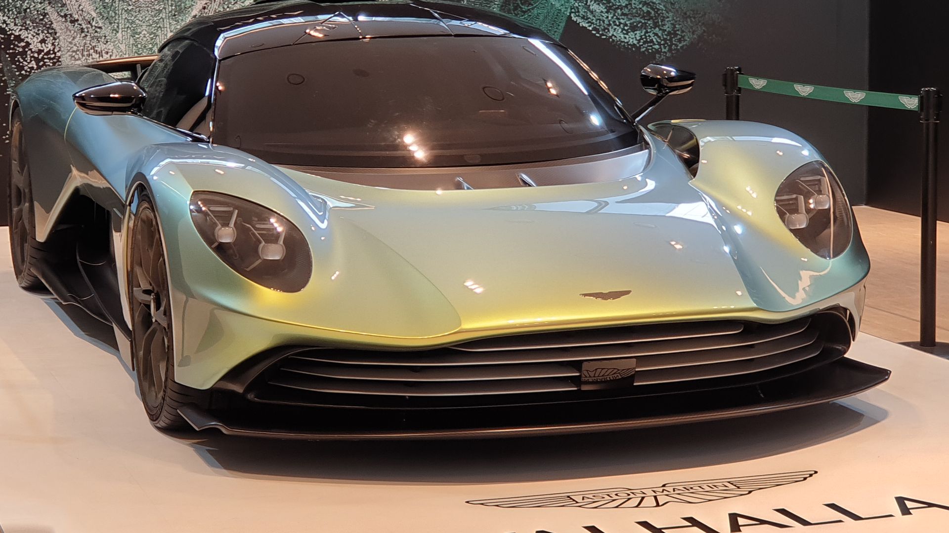 File:Aston Martin Valhalla Prototype (10).jpg