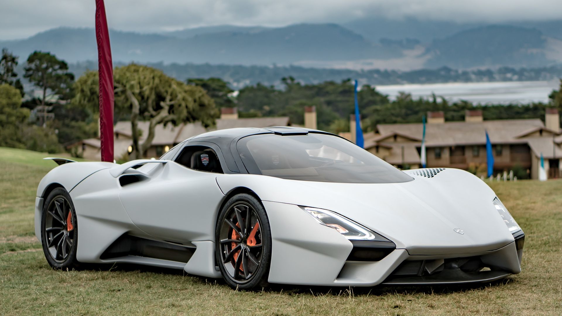 File:2019 SSC Tuatara at Pebble Beach Press Conference.jpg