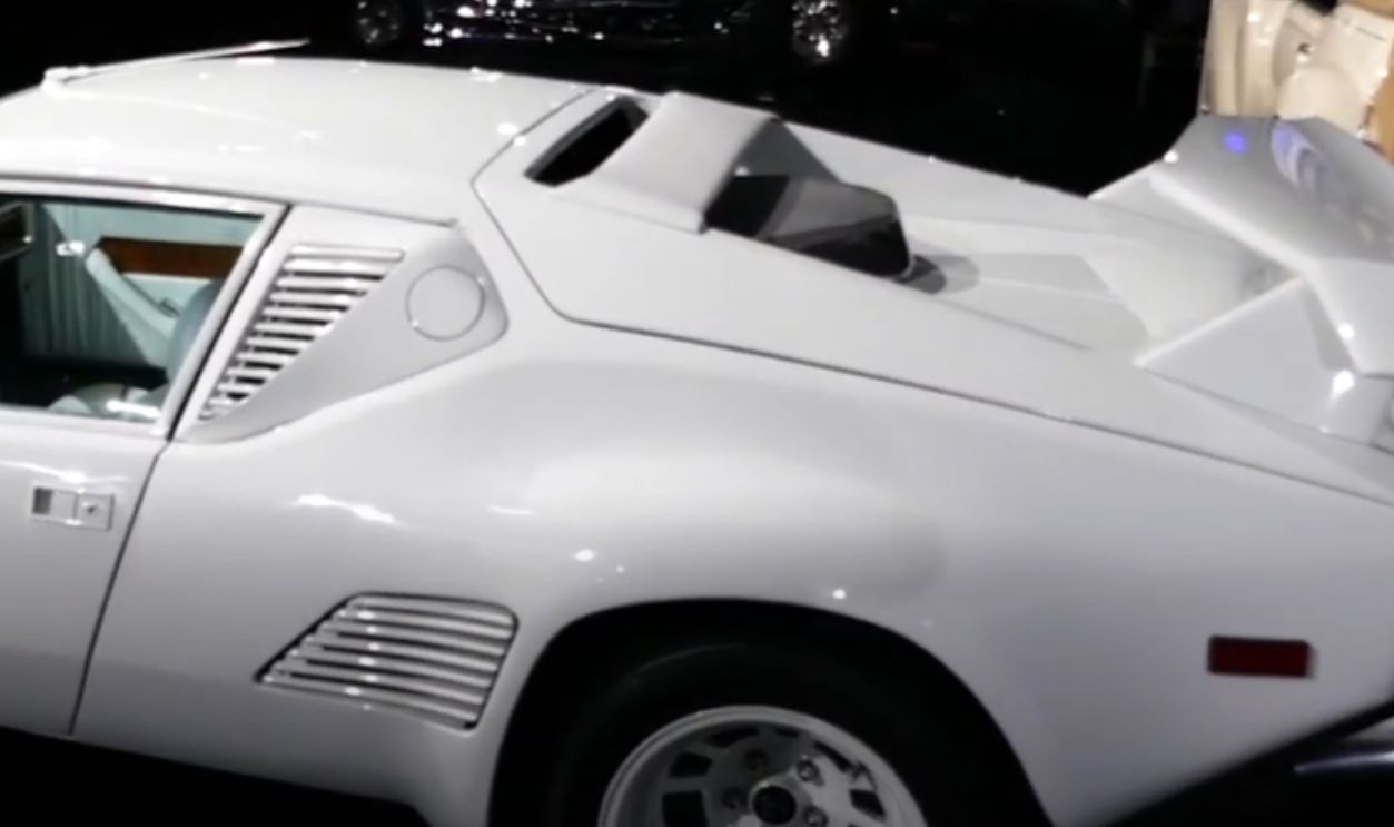 1987 De Tomaso Pantera GT5-S