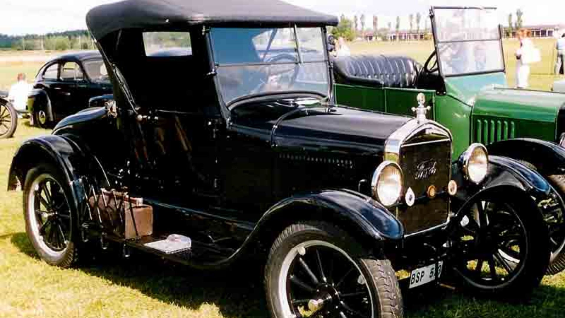 File:1927 Ford Model T Runabout.jpg